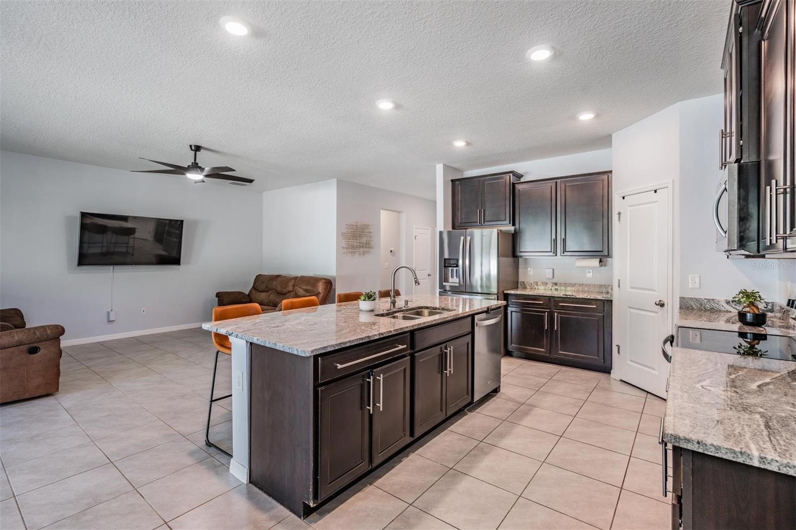16619 GOOSE RIBBON PL, WIMAUMA, FL, 33598