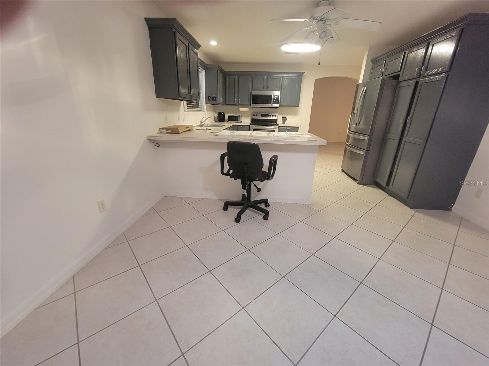 1033 OAK FOREST DR, THE VILLAGES, FL, 32162