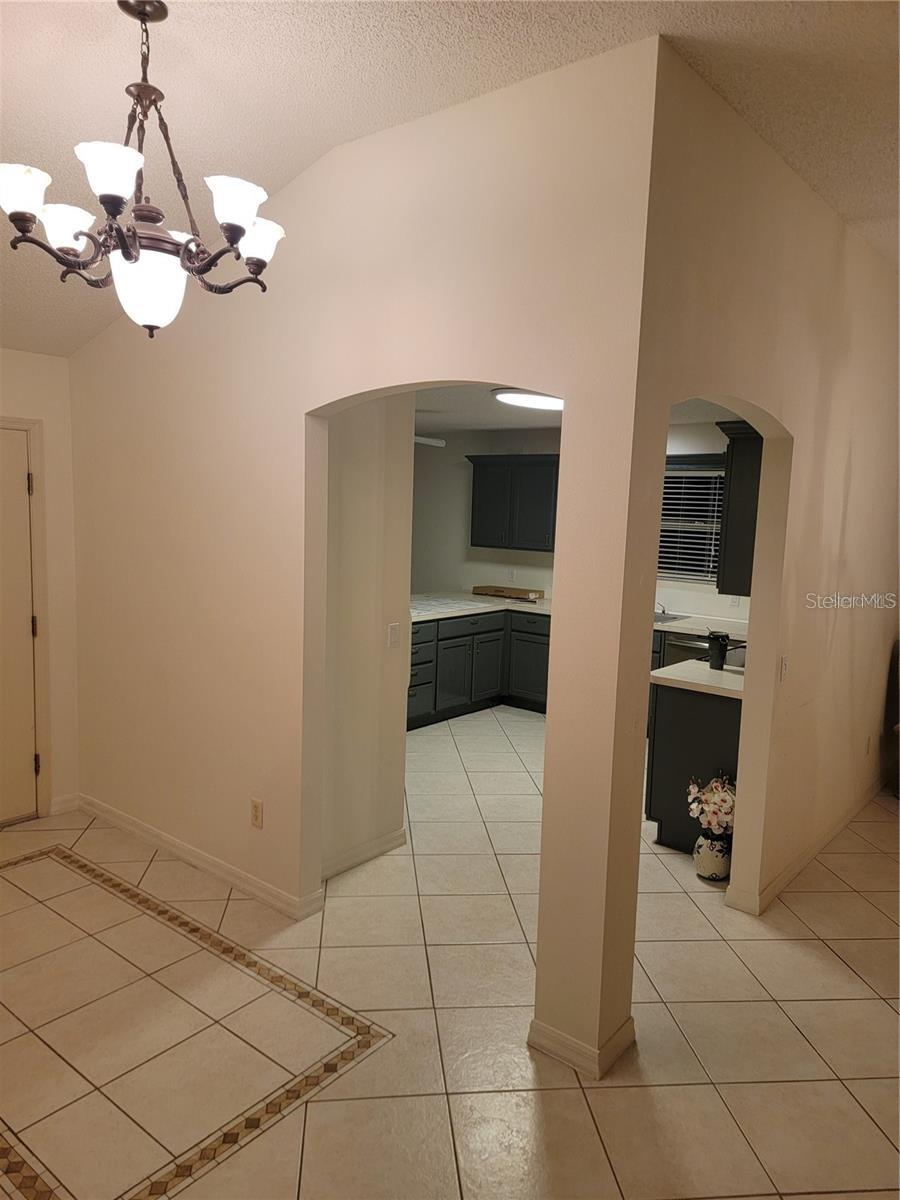 1033 OAK FOREST DR, THE VILLAGES, FL, 32162