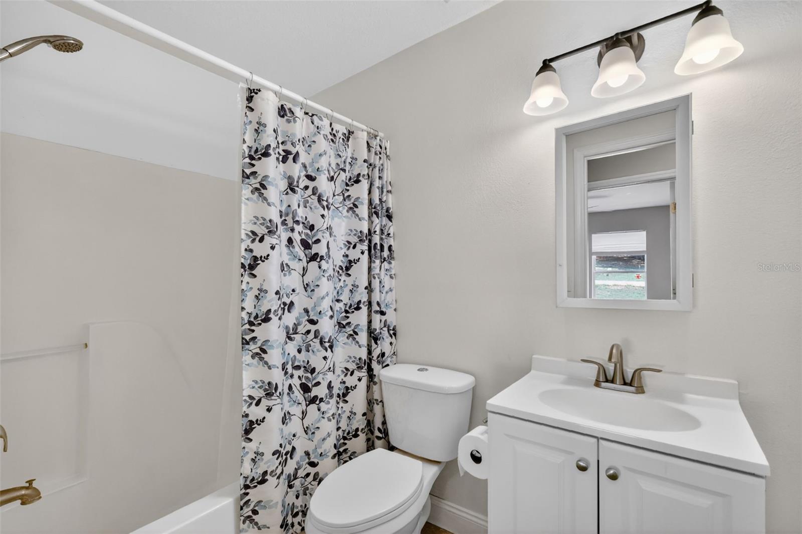 36 BAY RIDGE LOOP, MASCOTTE, FL, 34753