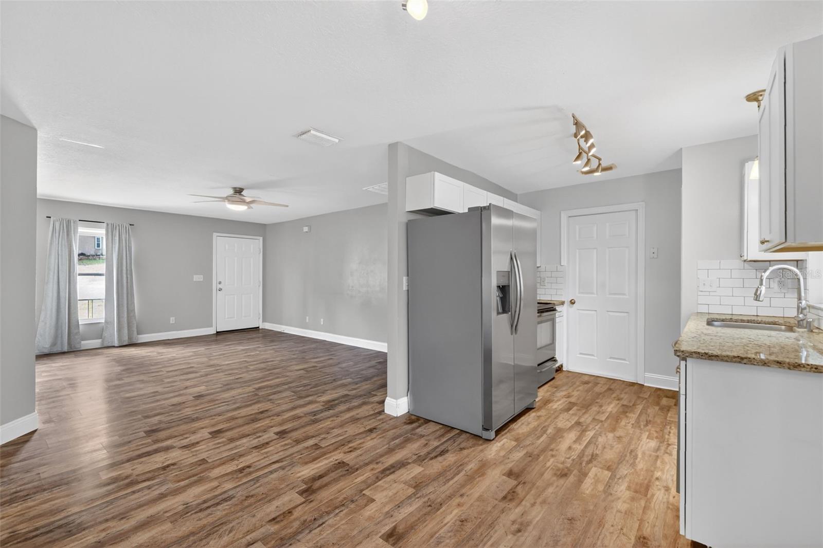 36 BAY RIDGE LOOP, MASCOTTE, FL, 34753