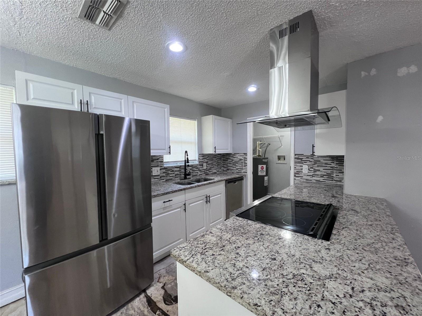1103 WILLOW AVE, SANFORD, FL, 32771