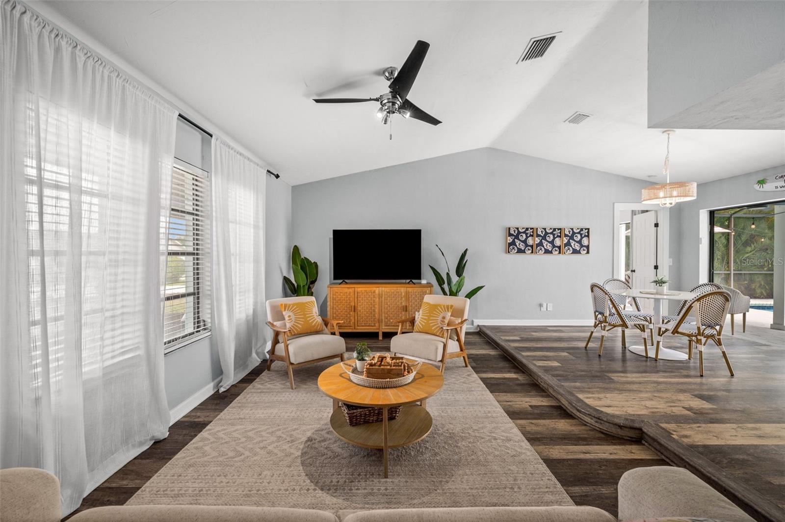 2102 SE 8TH ST, CAPE CORAL, FL, 33990