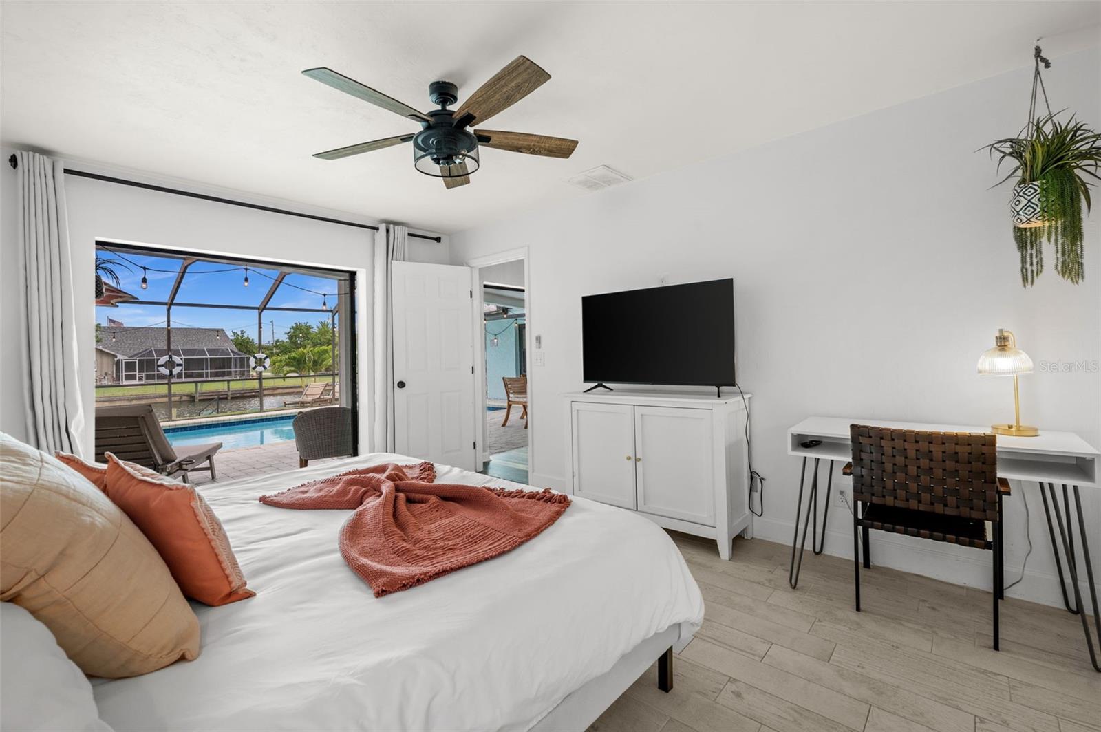2102 SE 8TH ST, CAPE CORAL, FL, 33990