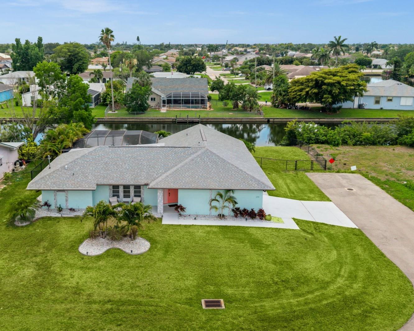 2102 SE 8TH ST, CAPE CORAL, FL, 33990