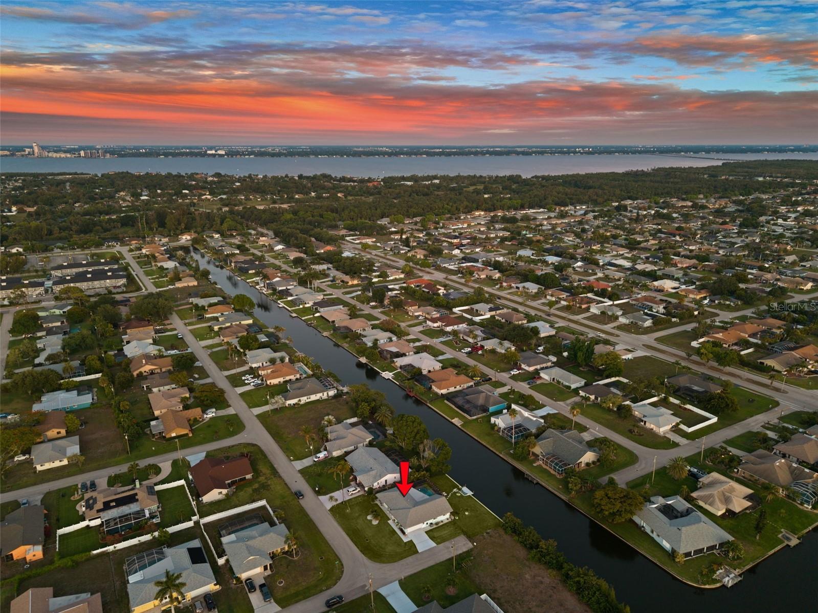 2102 SE 8TH ST, CAPE CORAL, FL, 33990