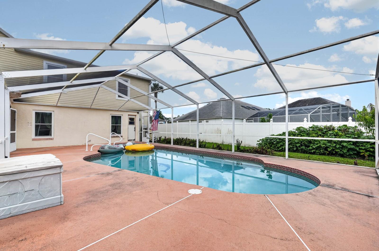 1348 N WEMBLEY CIRCLE, PORT ORANGE, FL, 32128