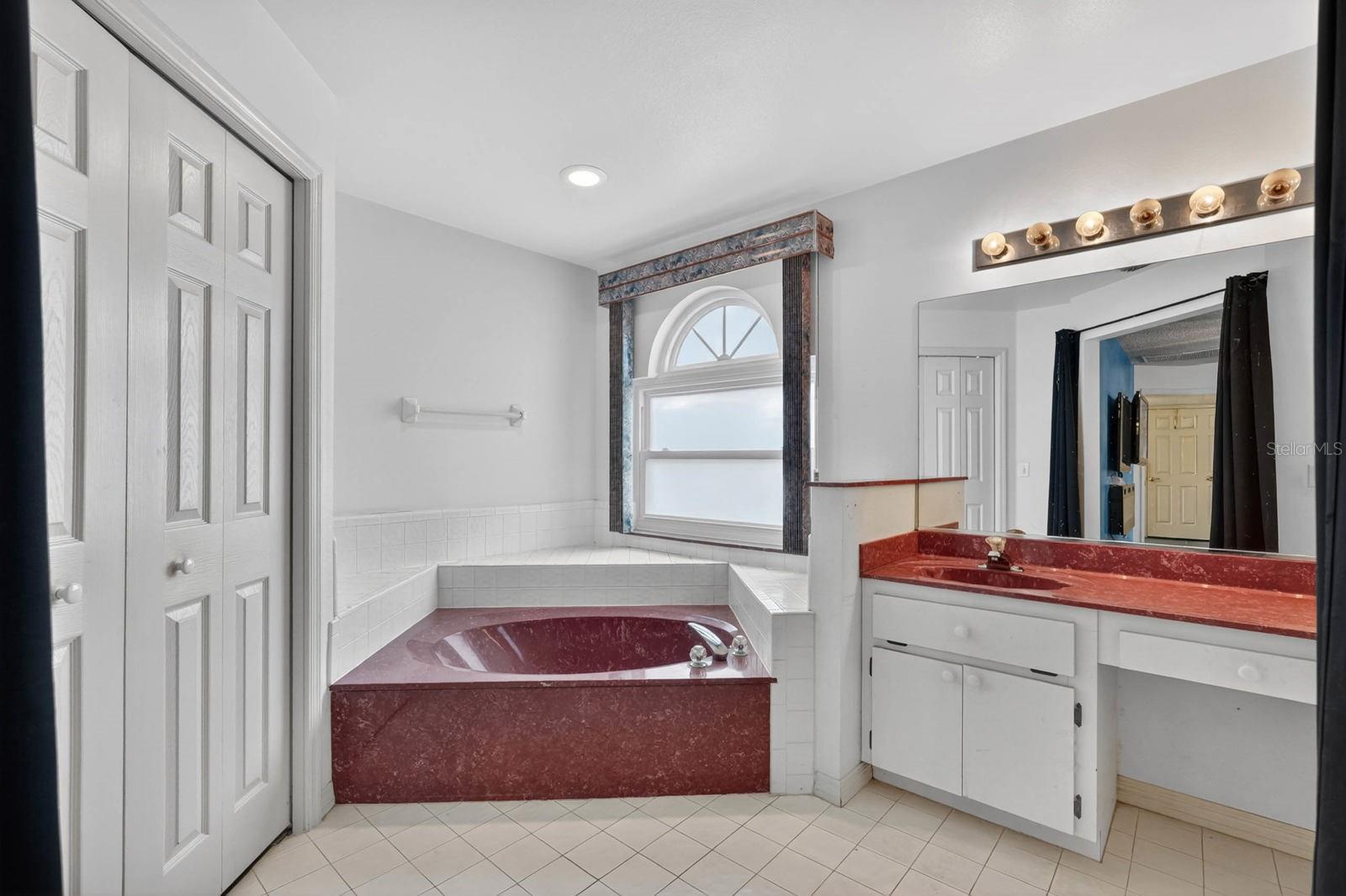 1348 N WEMBLEY CIRCLE, PORT ORANGE, FL, 32128