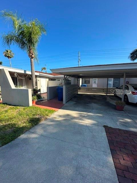 2301 W BAY DR, LARGO, FL, 33770