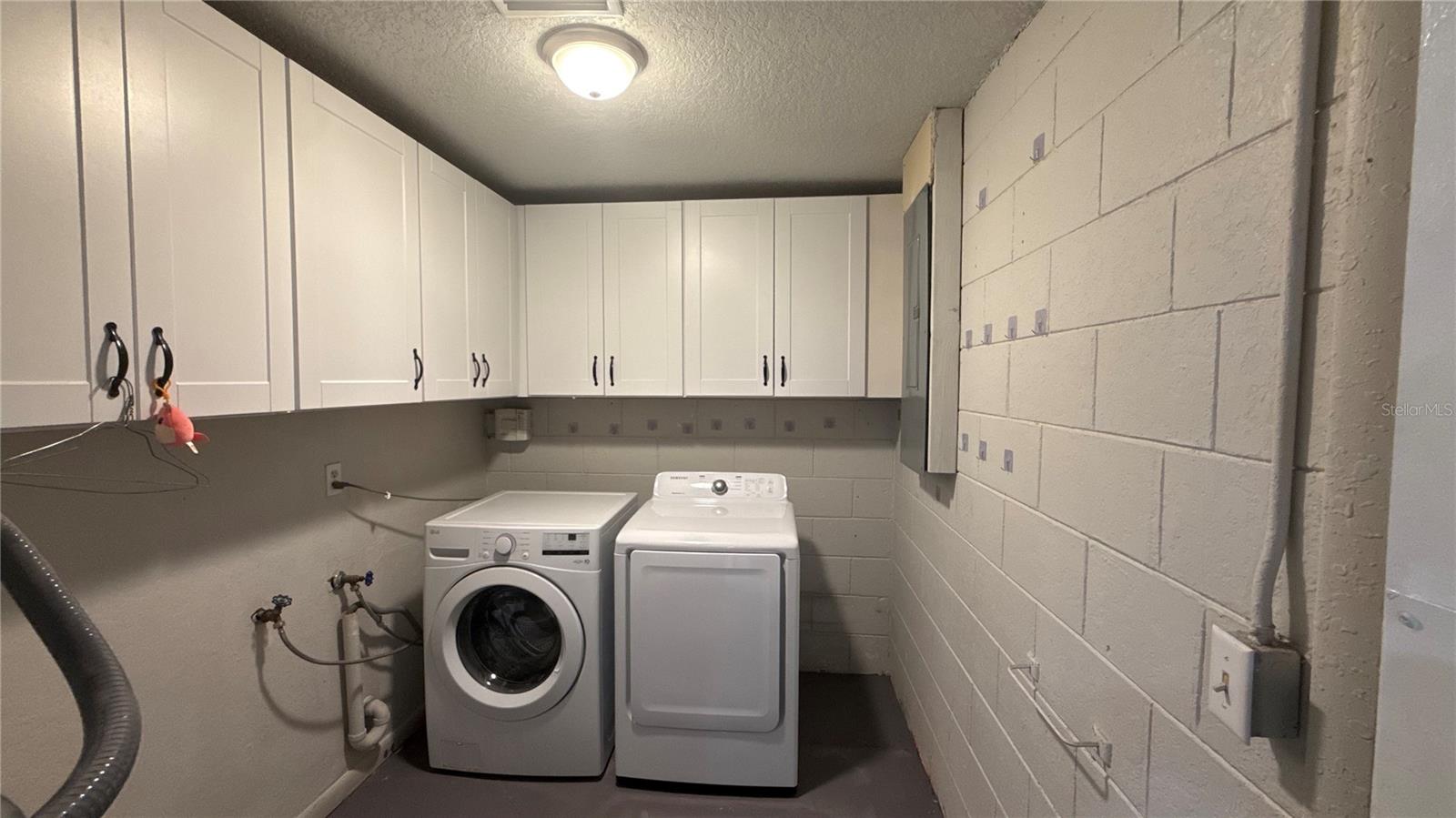 8106 WICHITA WAY, TAMPA, FL, 33619
