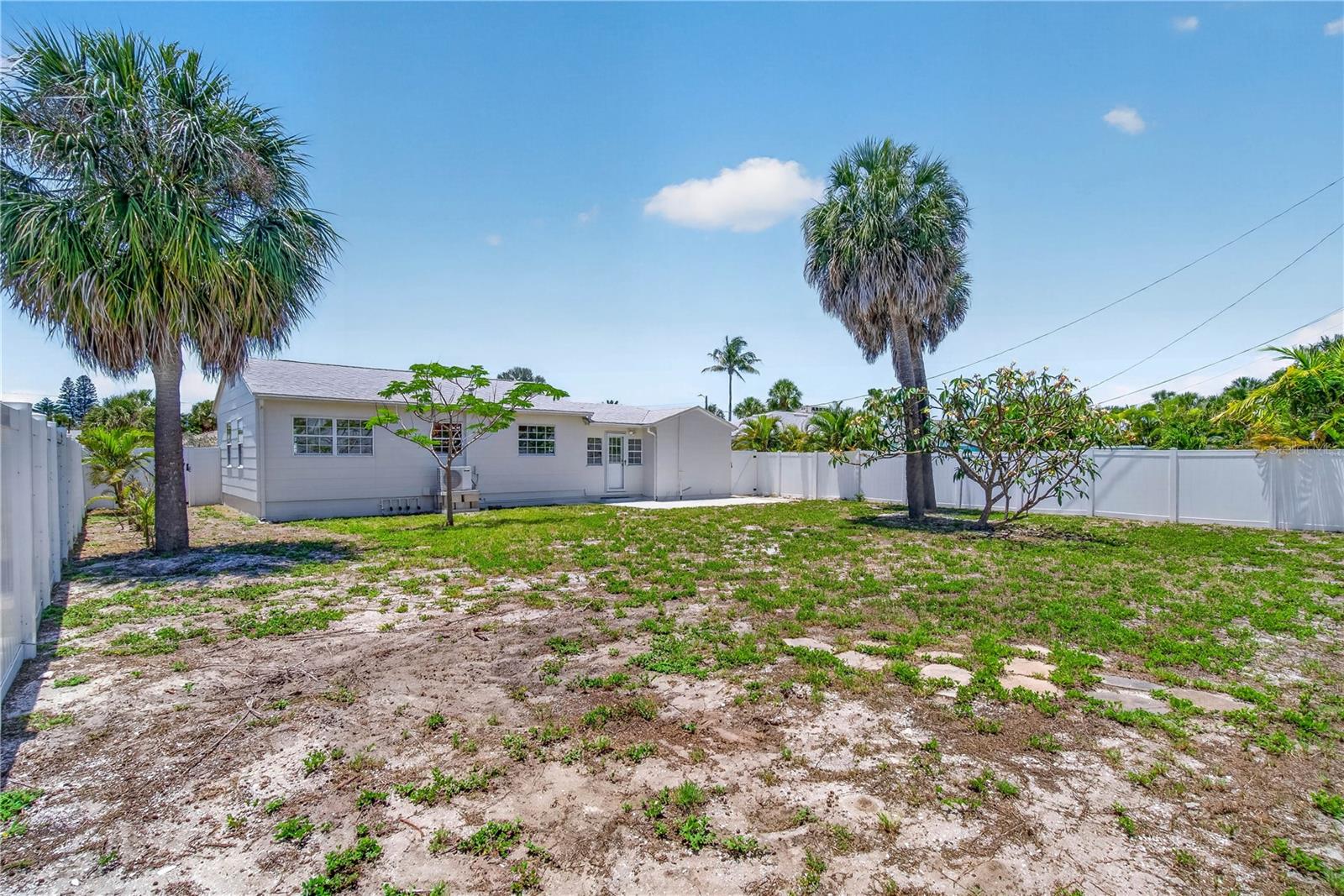 260 42ND AVE, ST PETE BEACH, FL, 33706