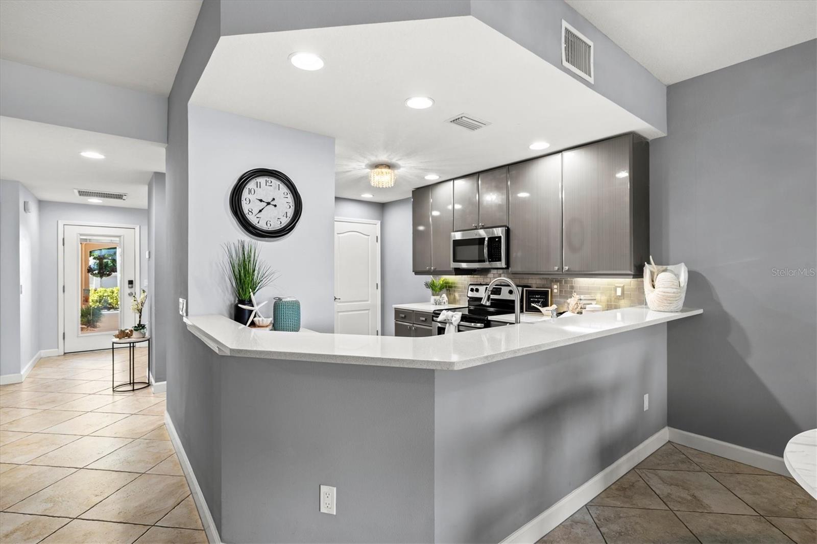 6626 7TH AVENUE CIR W, BRADENTON, FL, 34209