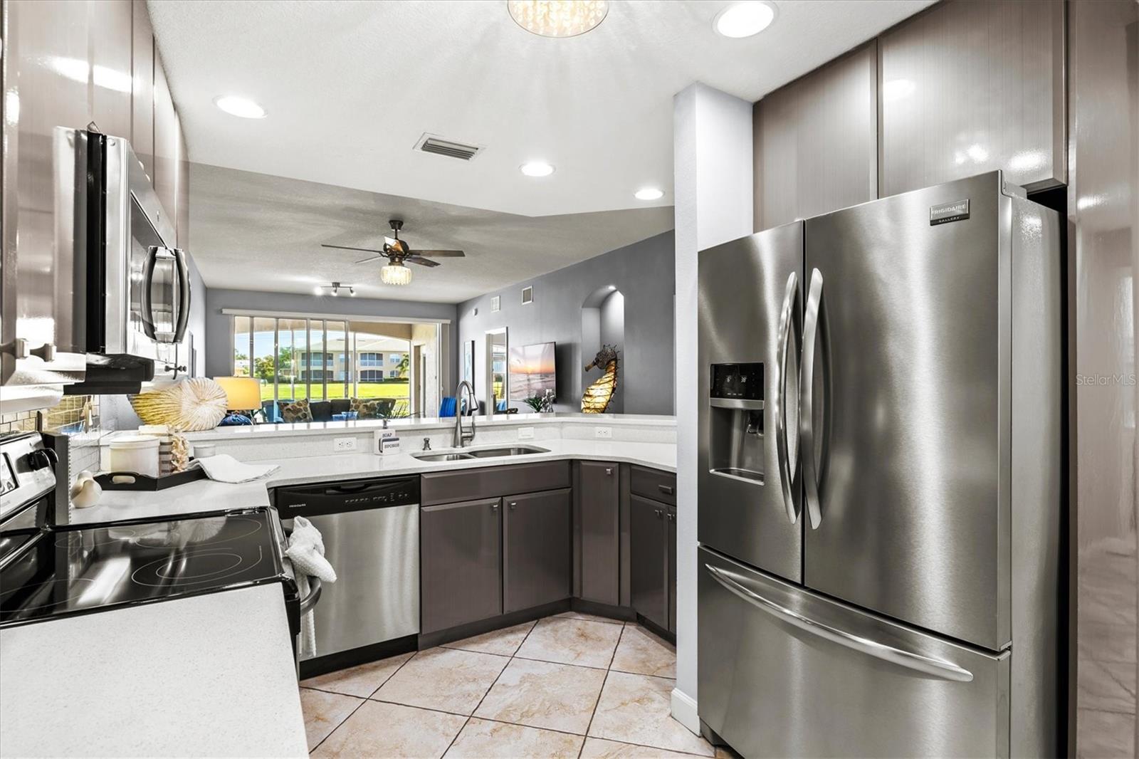 6626 7TH AVENUE CIR W, BRADENTON, FL, 34209