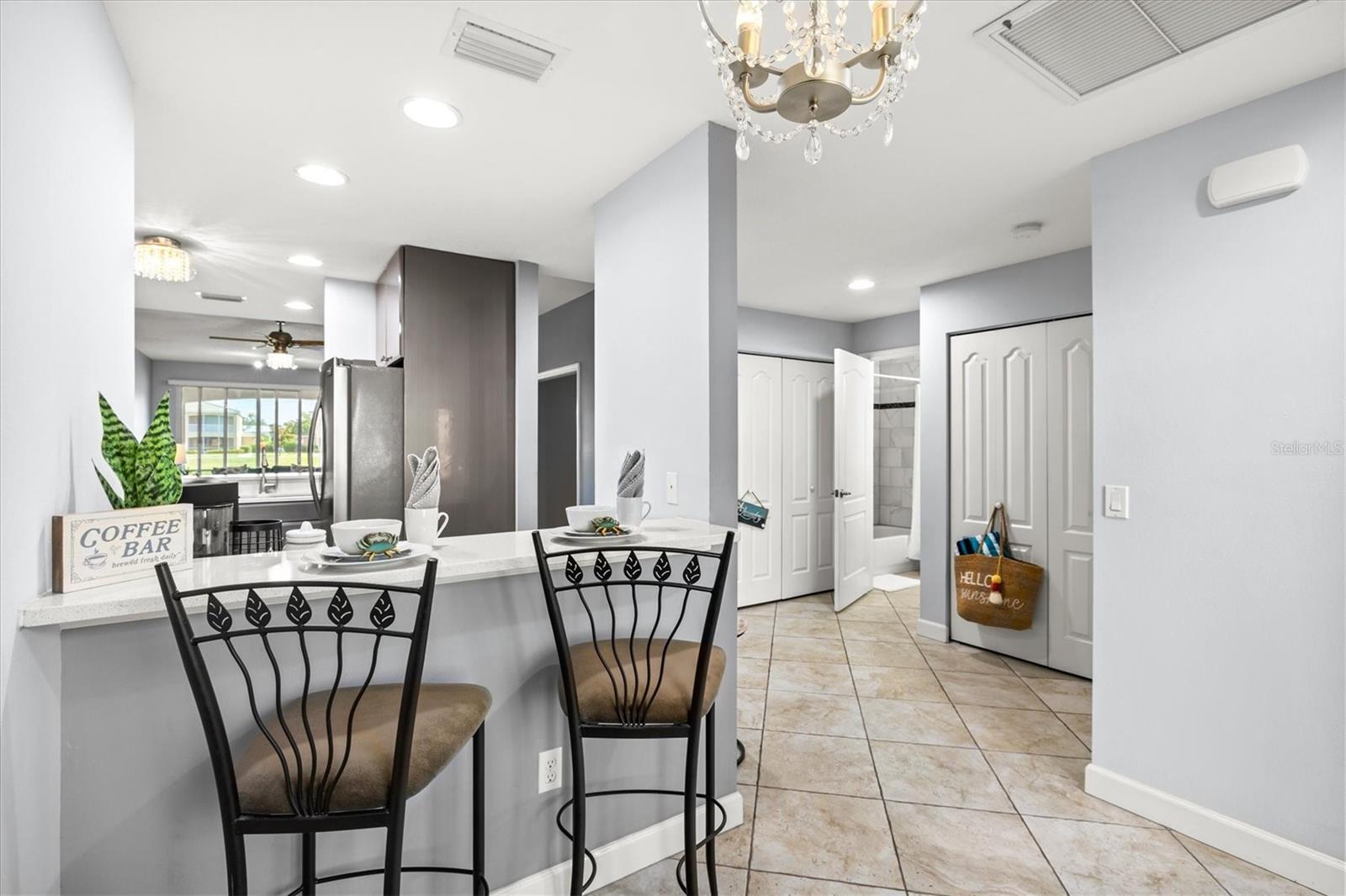 6626 7TH AVENUE CIR W, BRADENTON, FL, 34209