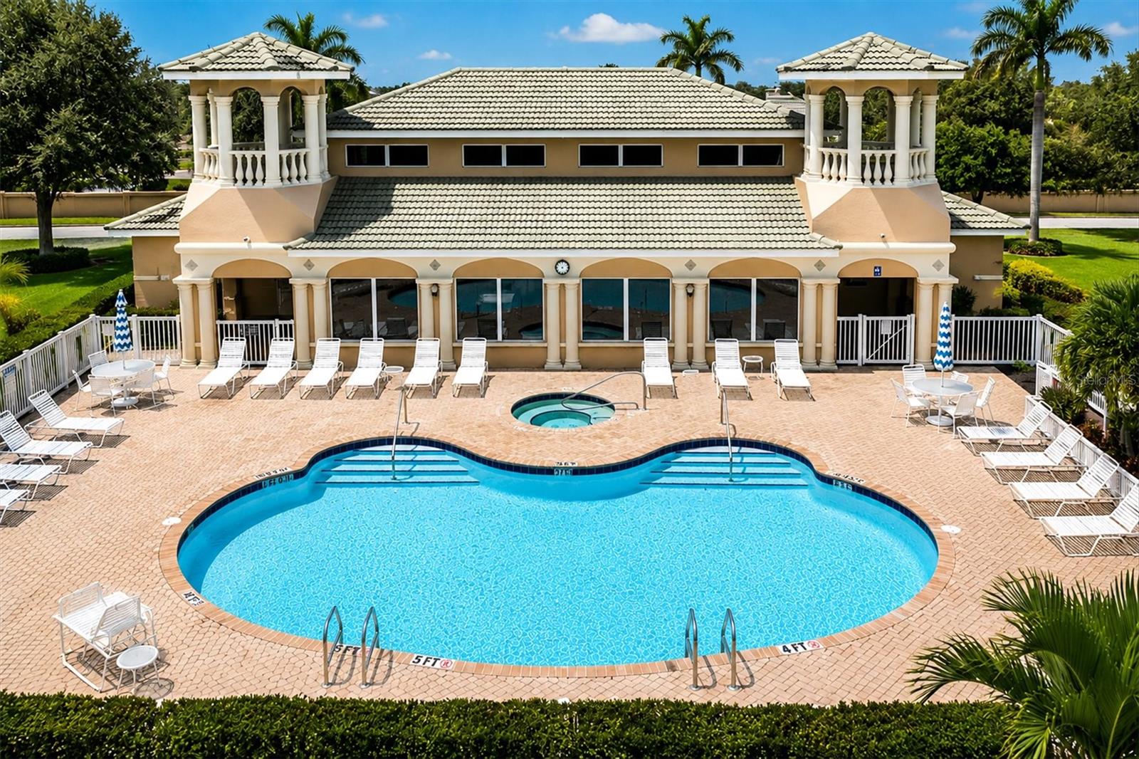 6626 7TH AVENUE CIR W, BRADENTON, FL, 34209