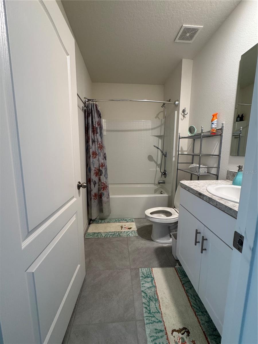 1913 GLENBROOKE RD, EDGEWATER, FL, 32141
