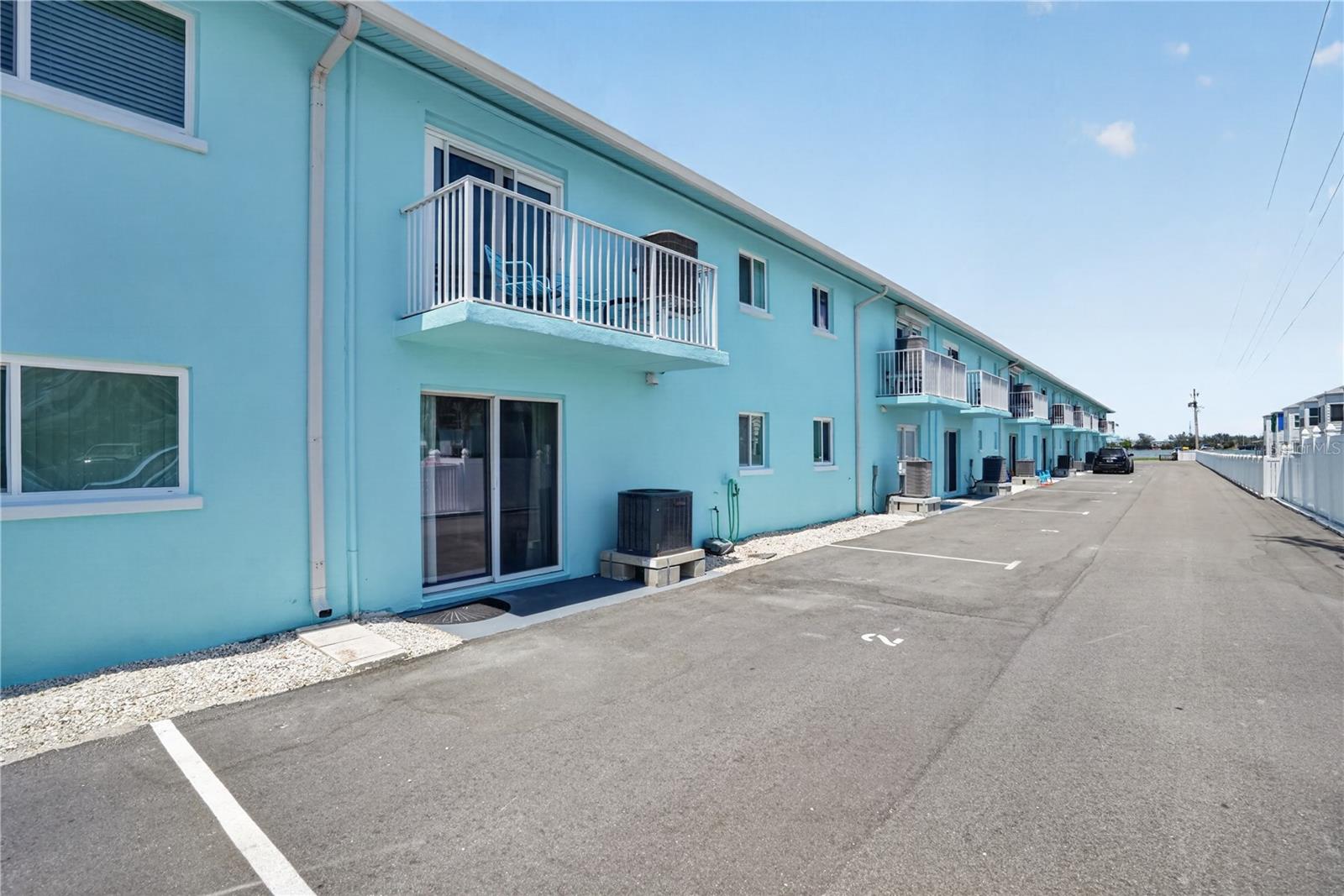 117 7TH ST N #2, BRADENTON BEACH, FL, 34217