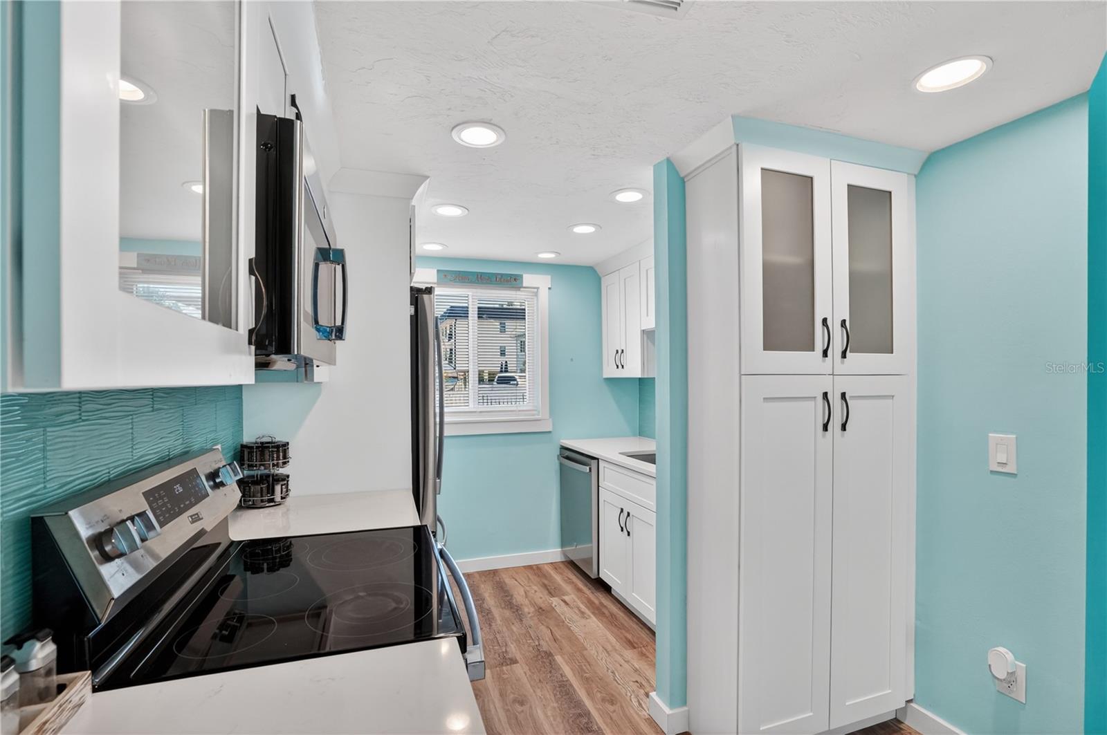 117 7TH ST N #2, BRADENTON BEACH, FL, 34217