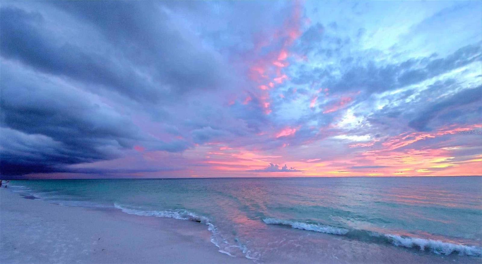 117 7TH ST N #2, BRADENTON BEACH, FL, 34217
