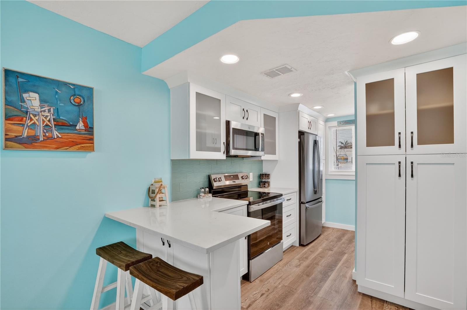 117 7TH ST N #2, BRADENTON BEACH, FL, 34217