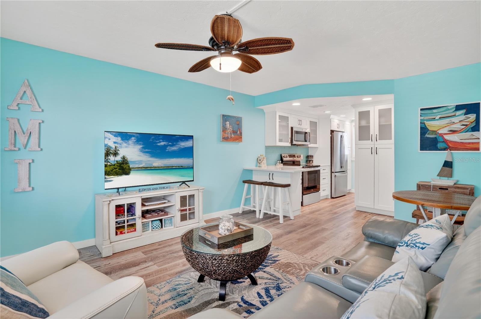 117 7TH ST N #2, BRADENTON BEACH, FL, 34217