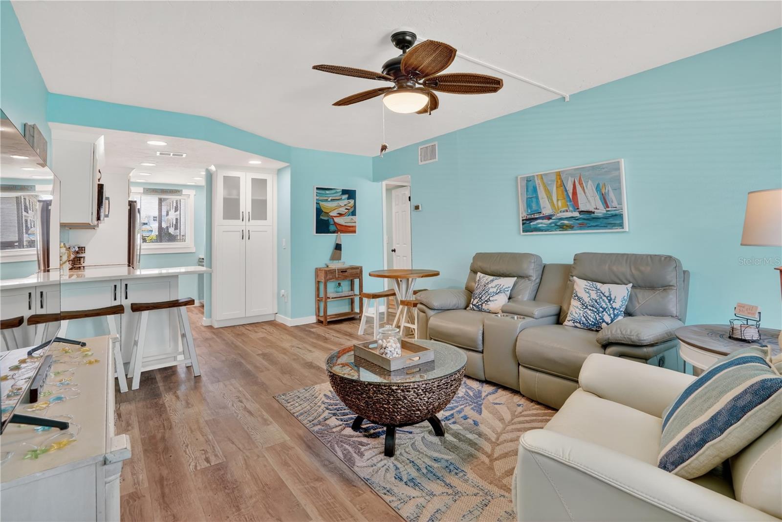 117 7TH ST N #2, BRADENTON BEACH, FL, 34217