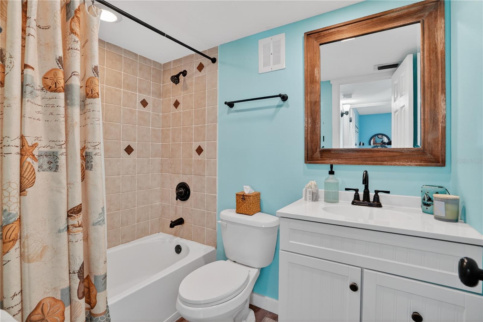 117 7TH ST N #2, BRADENTON BEACH, FL, 34217