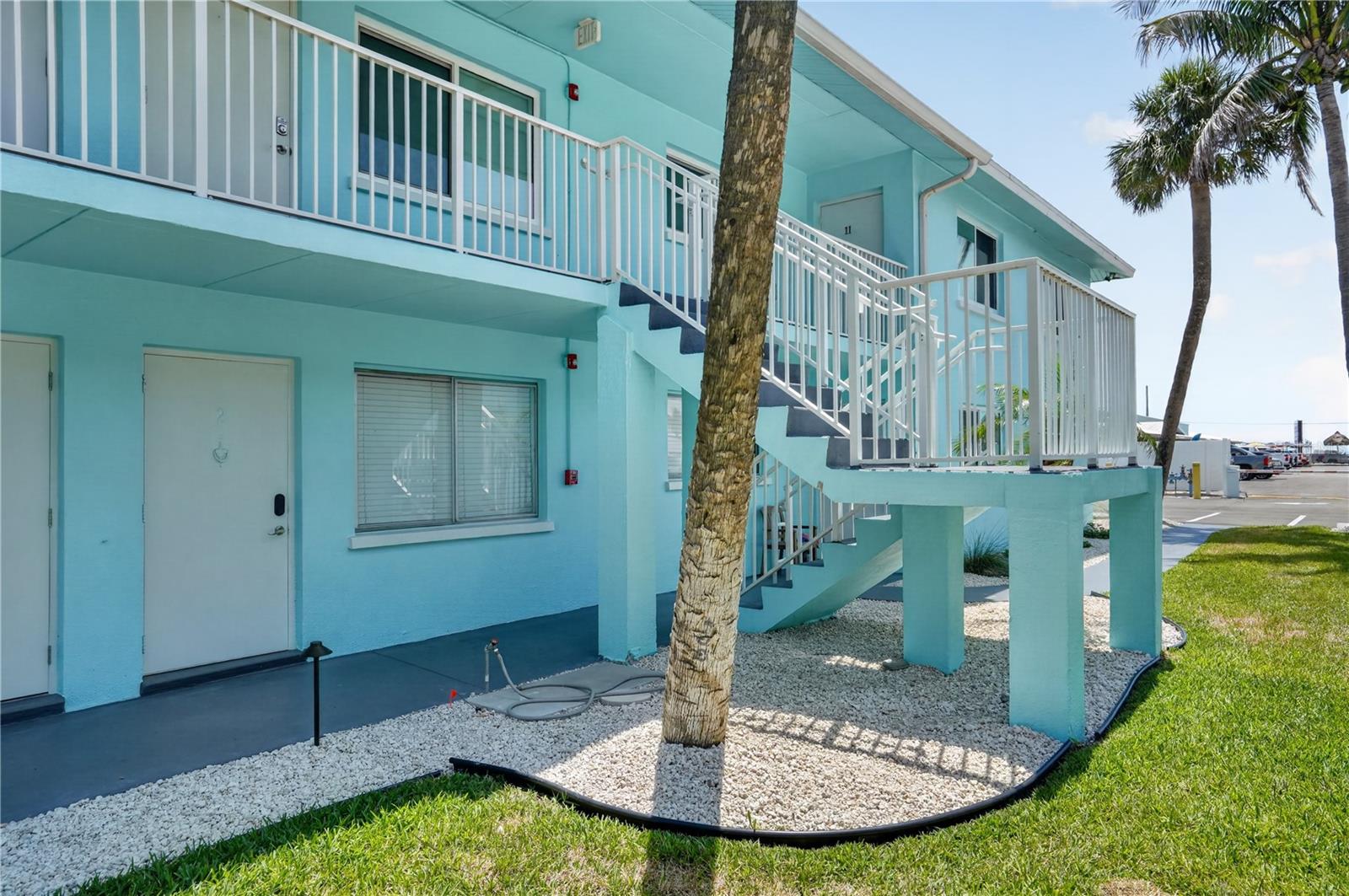 117 7TH ST N #2, BRADENTON BEACH, FL, 34217