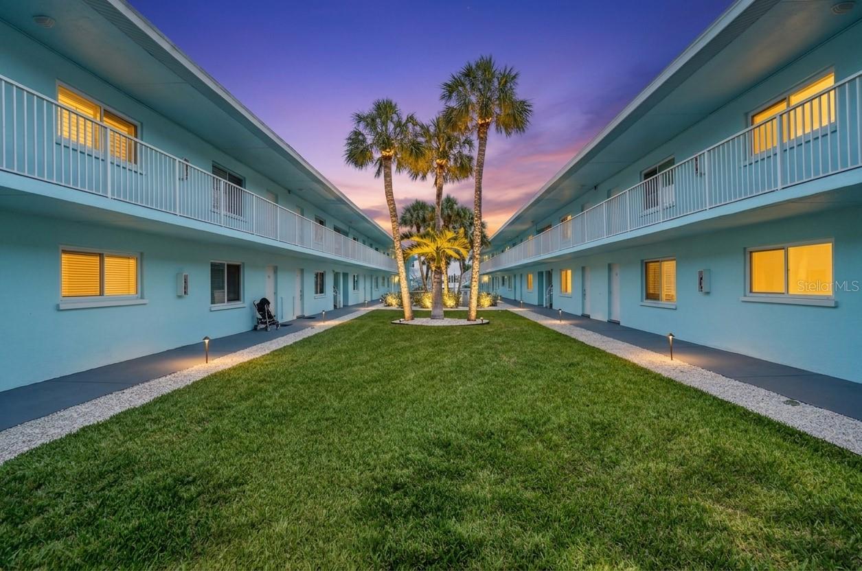 117 7TH ST N #2, BRADENTON BEACH, FL, 34217