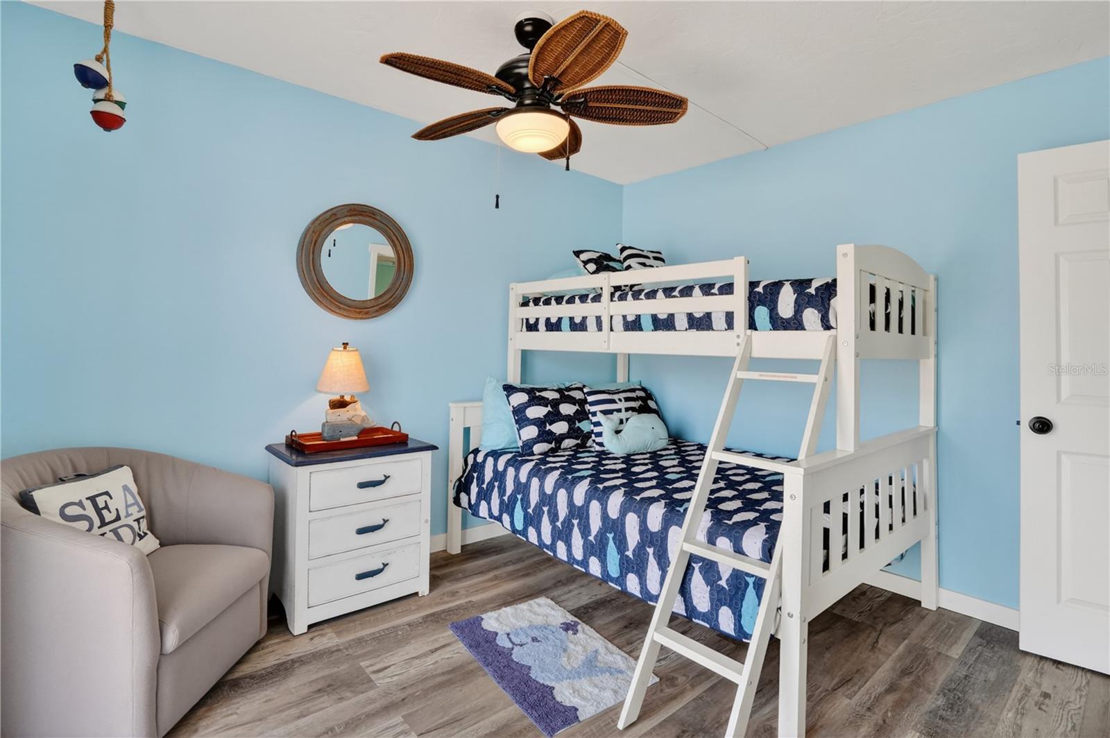 117 7TH ST N #2, BRADENTON BEACH, FL, 34217
