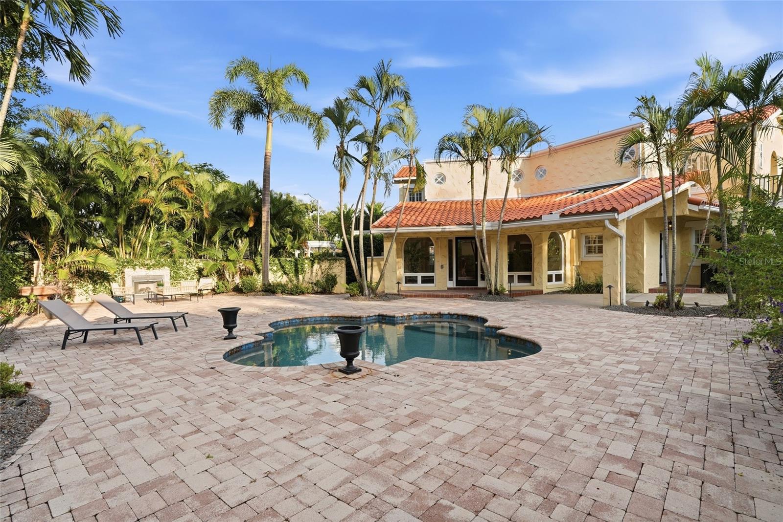 190 BOSPHOROUS AVE, TAMPA, FL, 33606