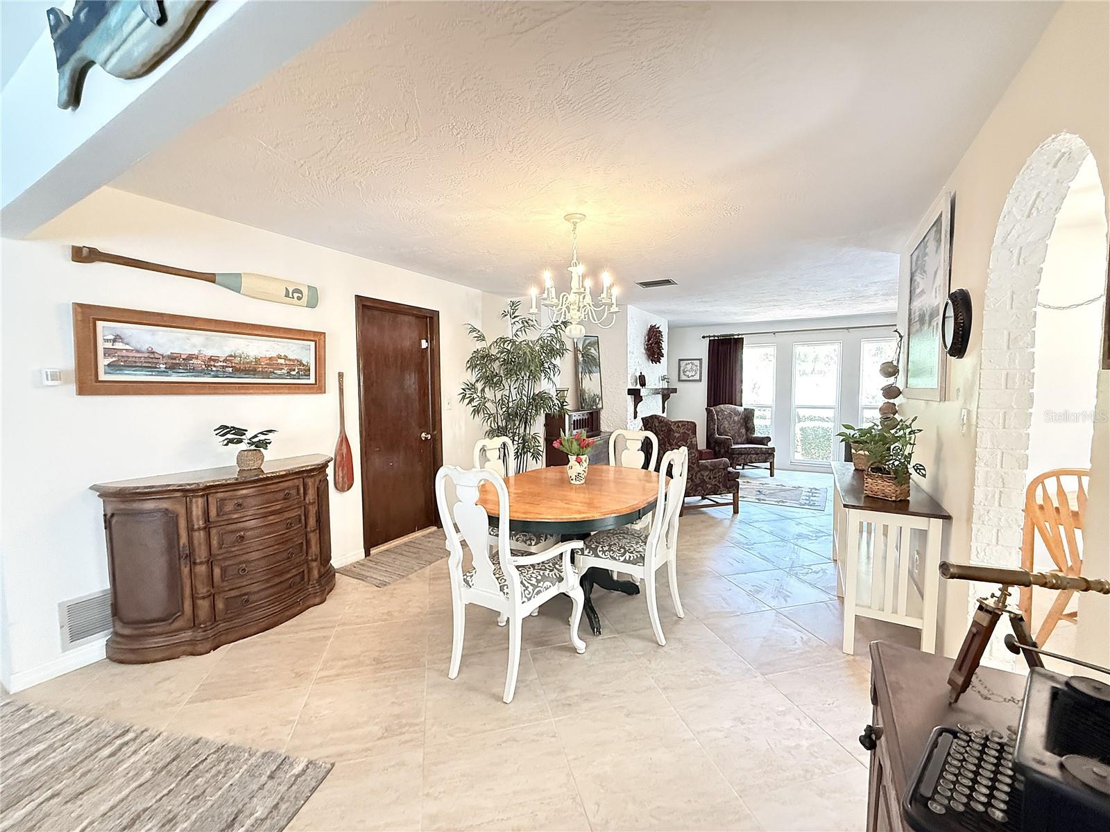 13569 91ST AVE, SEMINOLE, FL, 33776