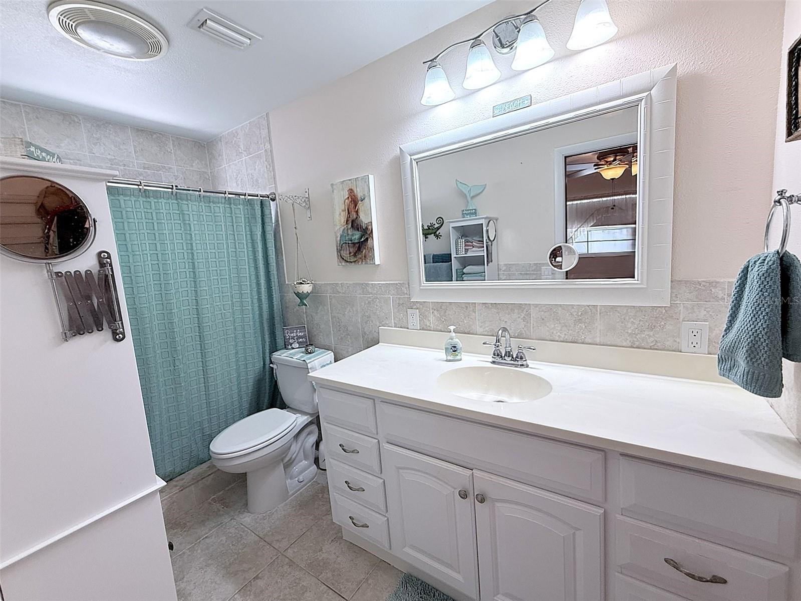 13569 91ST AVE, SEMINOLE, FL, 33776