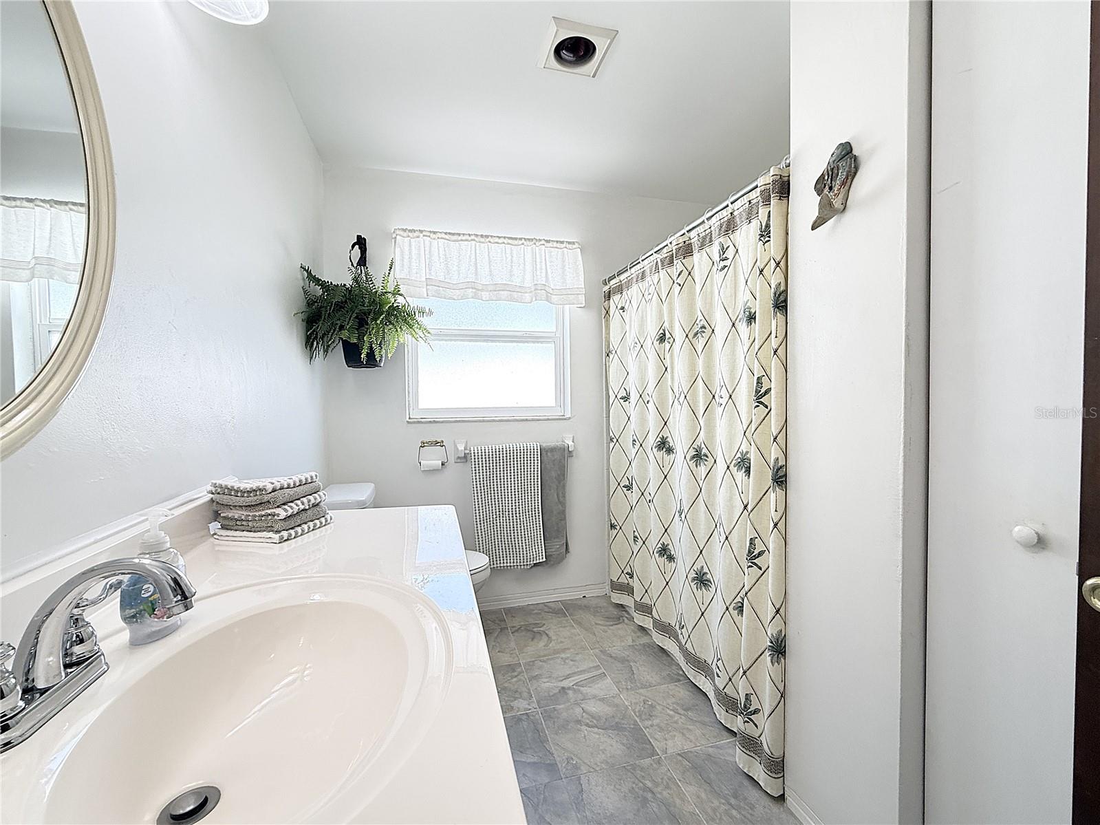 13569 91ST AVE, SEMINOLE, FL, 33776