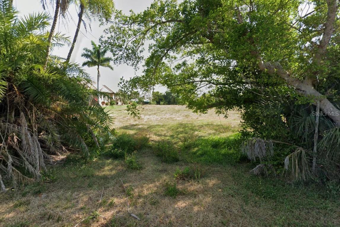 305 SPANIARDS RD, PLACIDA, FL, 33946