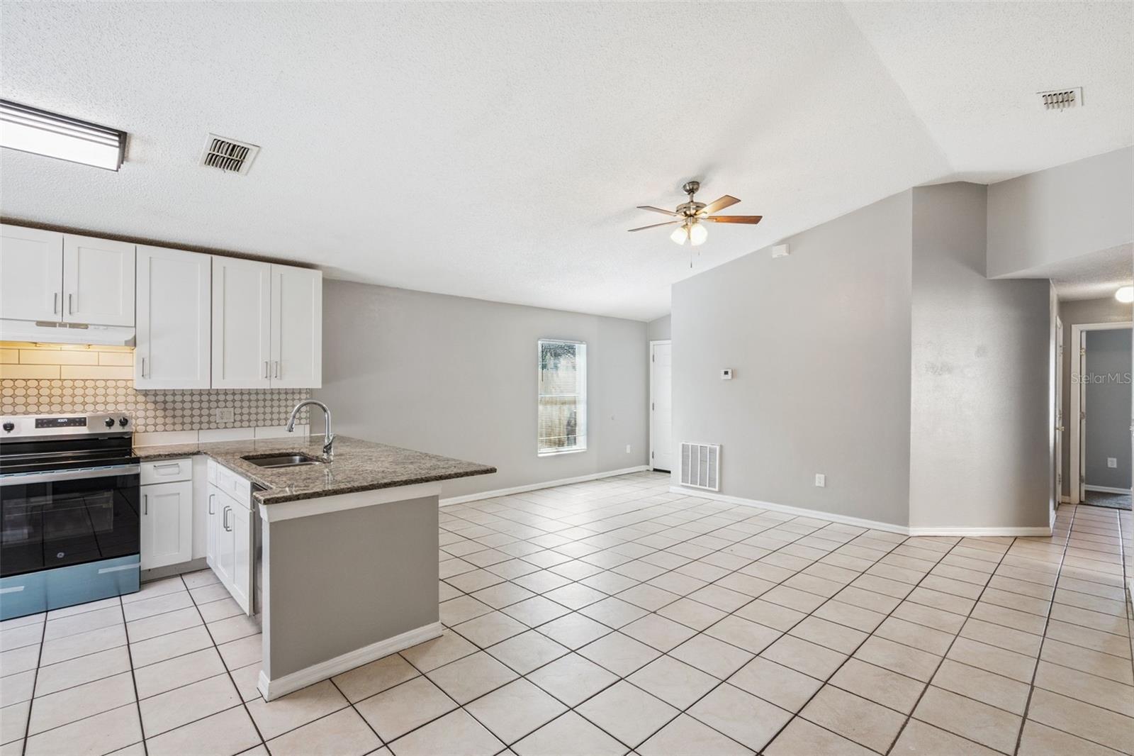 5235 FLORIDA HOLLY DR, ORLANDO, FL, 32811