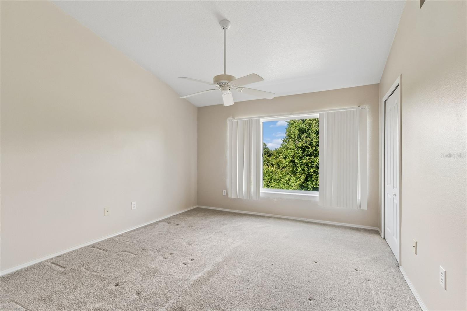 1330 STANDRIDGE DR, WESLEY CHAPEL, FL, 33543