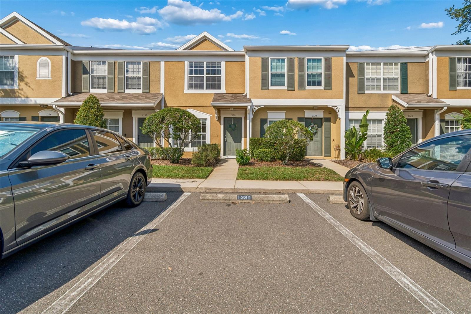 1330 STANDRIDGE DR, WESLEY CHAPEL, FL, 33543