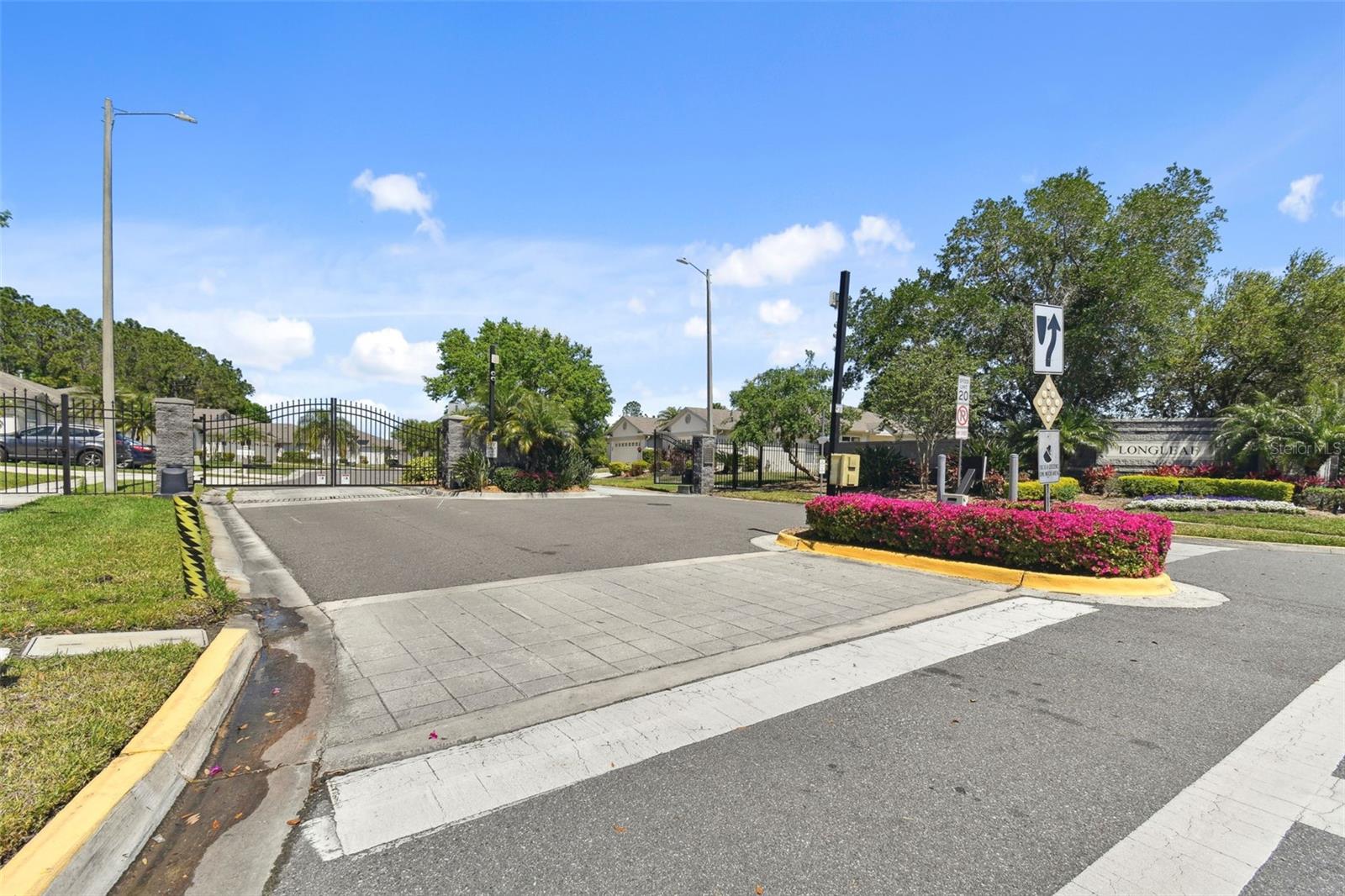 1330 STANDRIDGE DR, WESLEY CHAPEL, FL, 33543