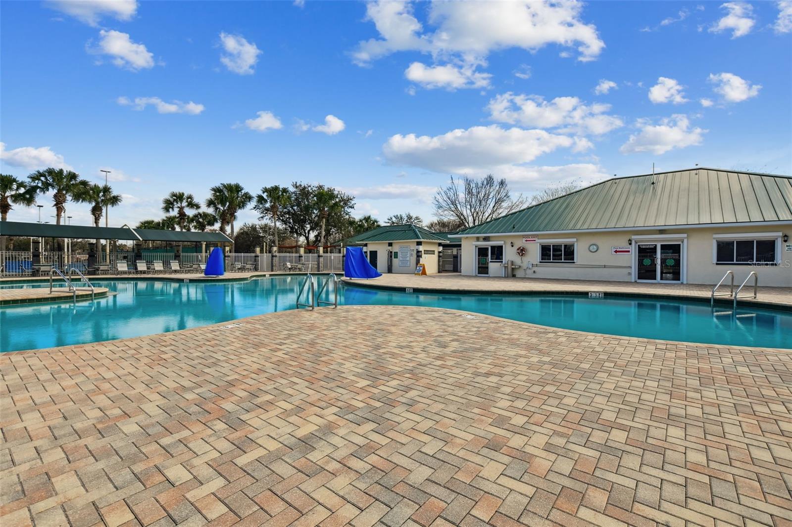 1330 STANDRIDGE DR, WESLEY CHAPEL, FL, 33543