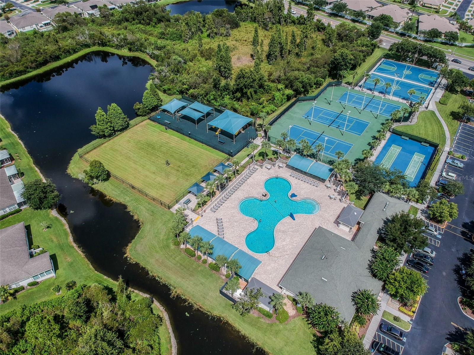 1330 STANDRIDGE DR, WESLEY CHAPEL, FL, 33543