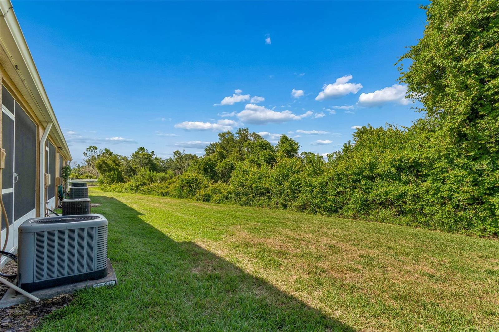 1330 STANDRIDGE DR, WESLEY CHAPEL, FL, 33543