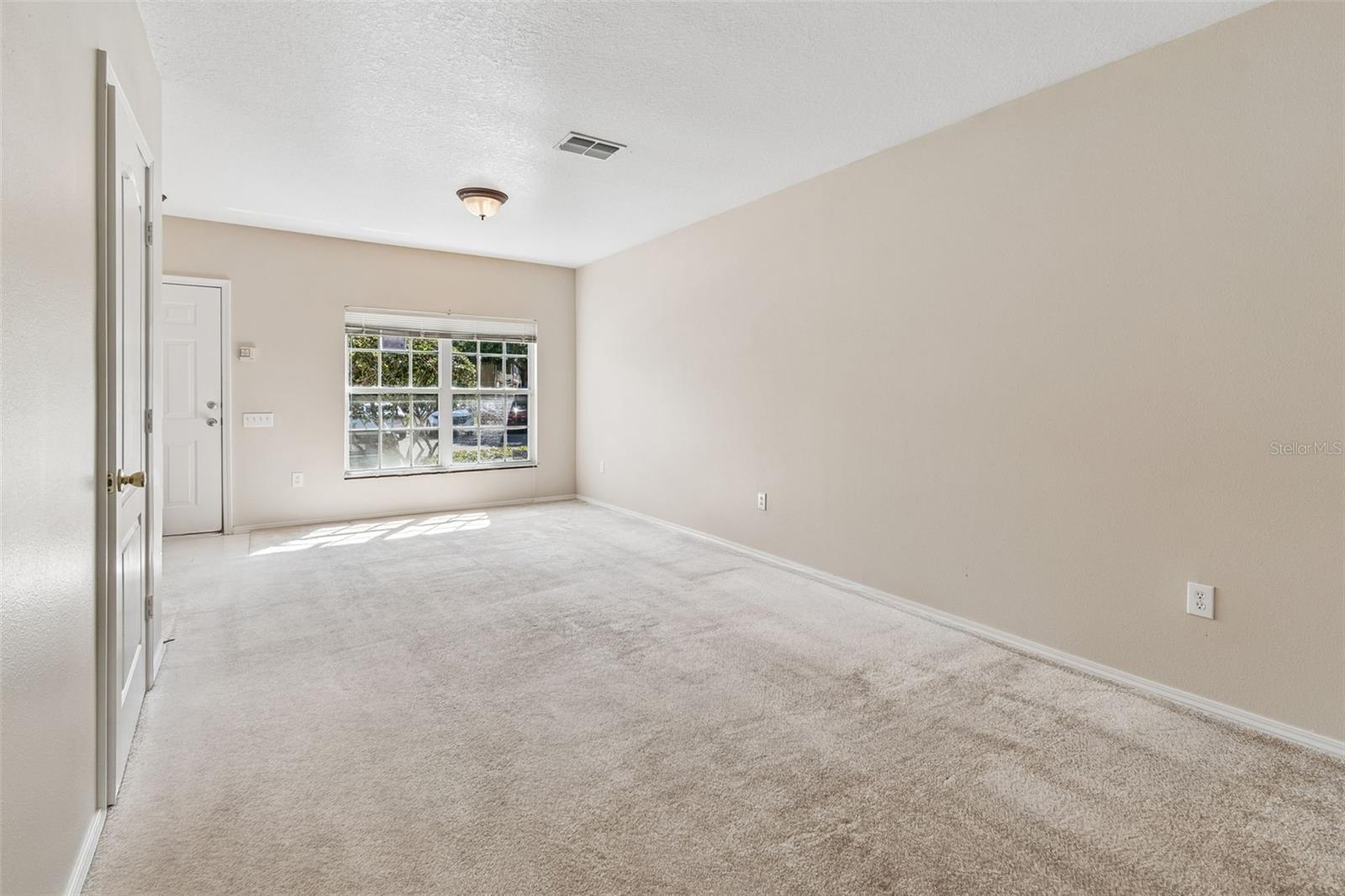 1330 STANDRIDGE DR, WESLEY CHAPEL, FL, 33543