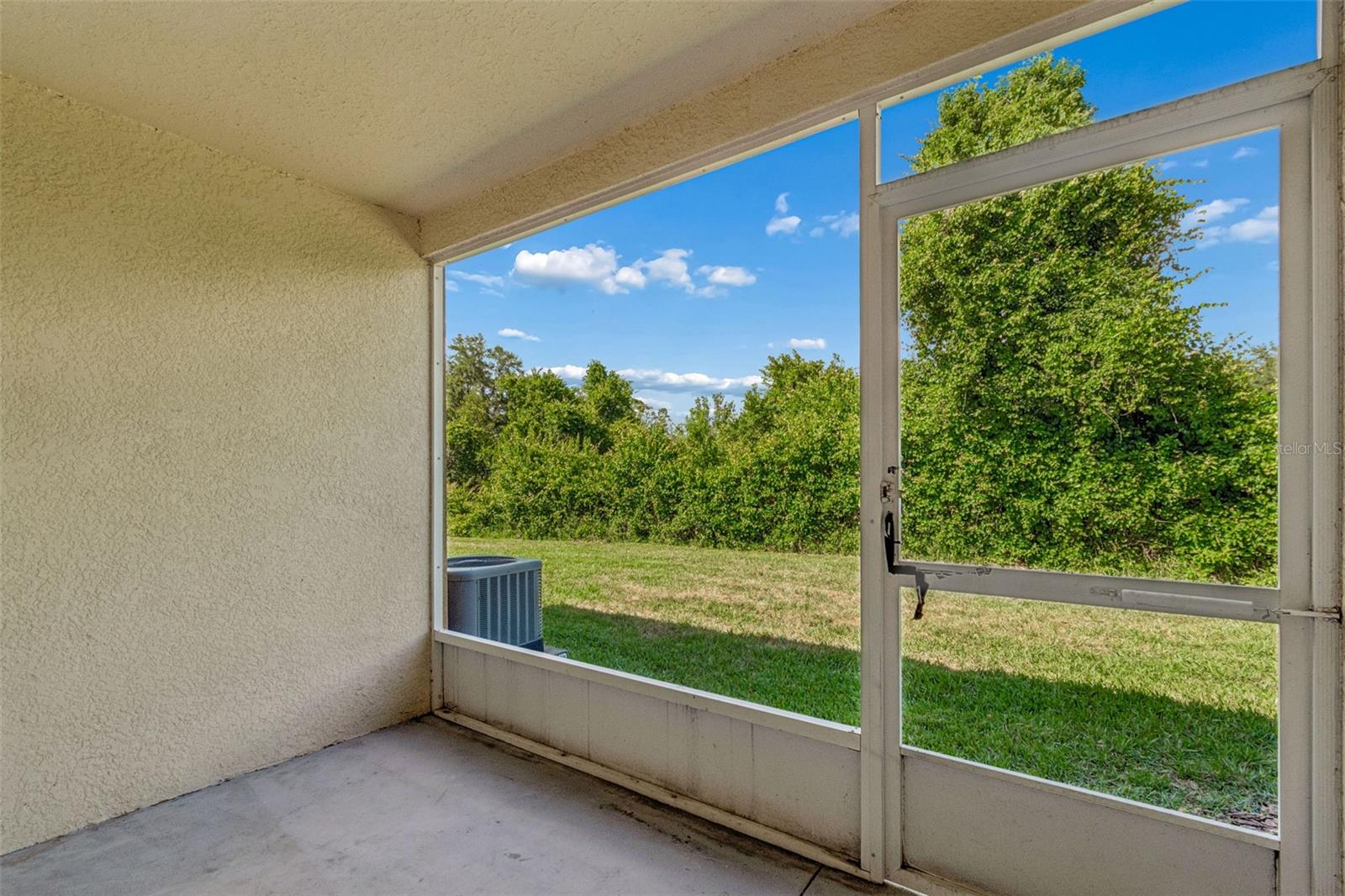 1330 STANDRIDGE DR, WESLEY CHAPEL, FL, 33543