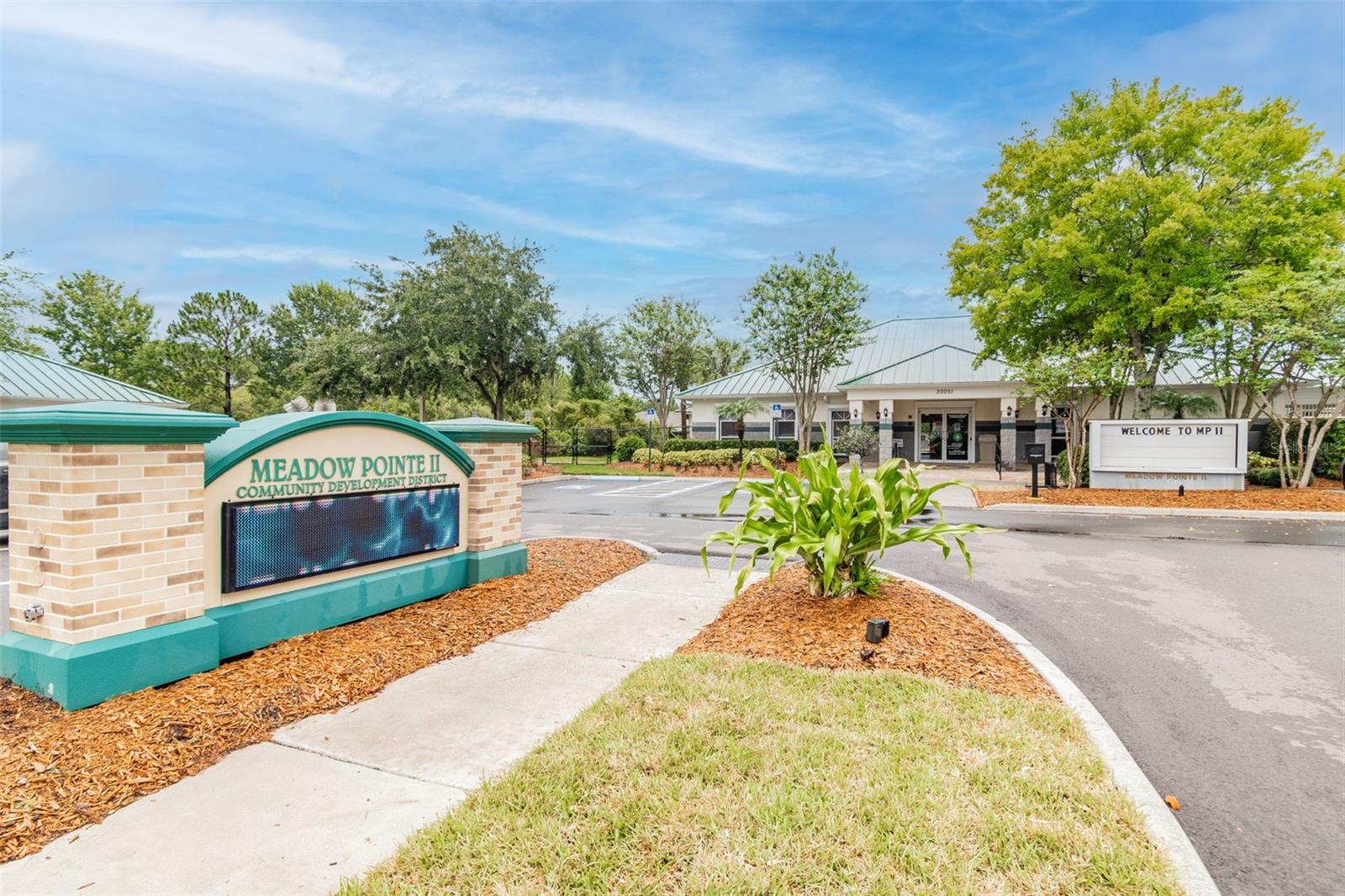 1330 STANDRIDGE DR, WESLEY CHAPEL, FL, 33543
