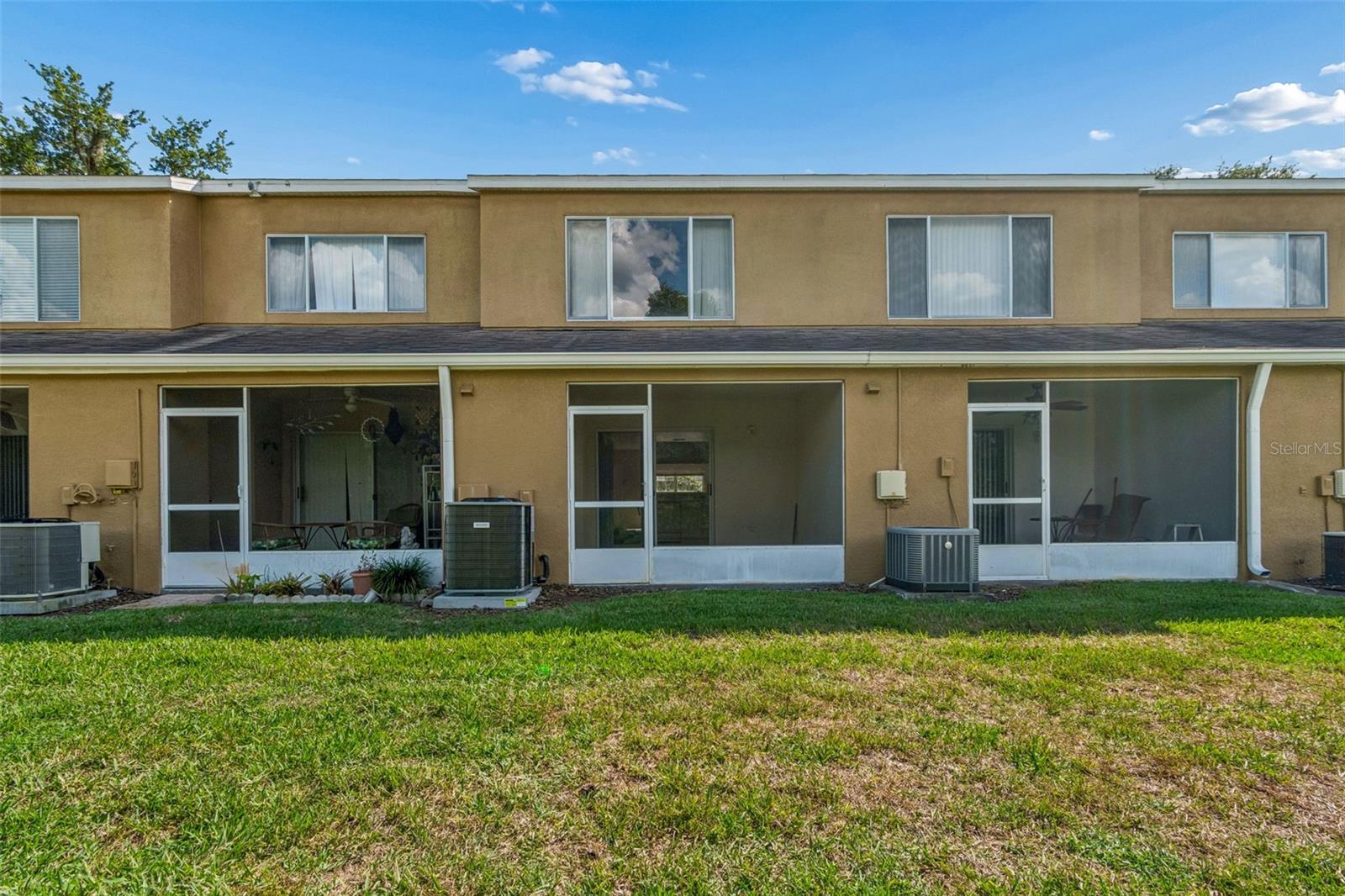 1330 STANDRIDGE DR, WESLEY CHAPEL, FL, 33543