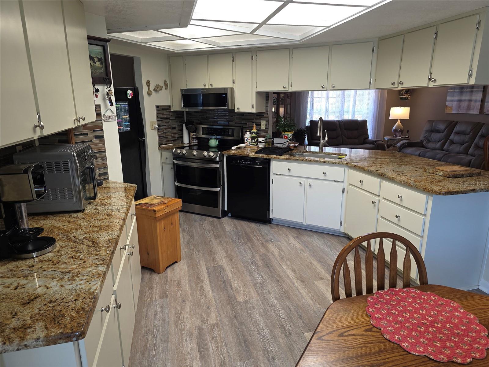24088 EPPLEY DR, BROOKSVILLE, FL, 34601
