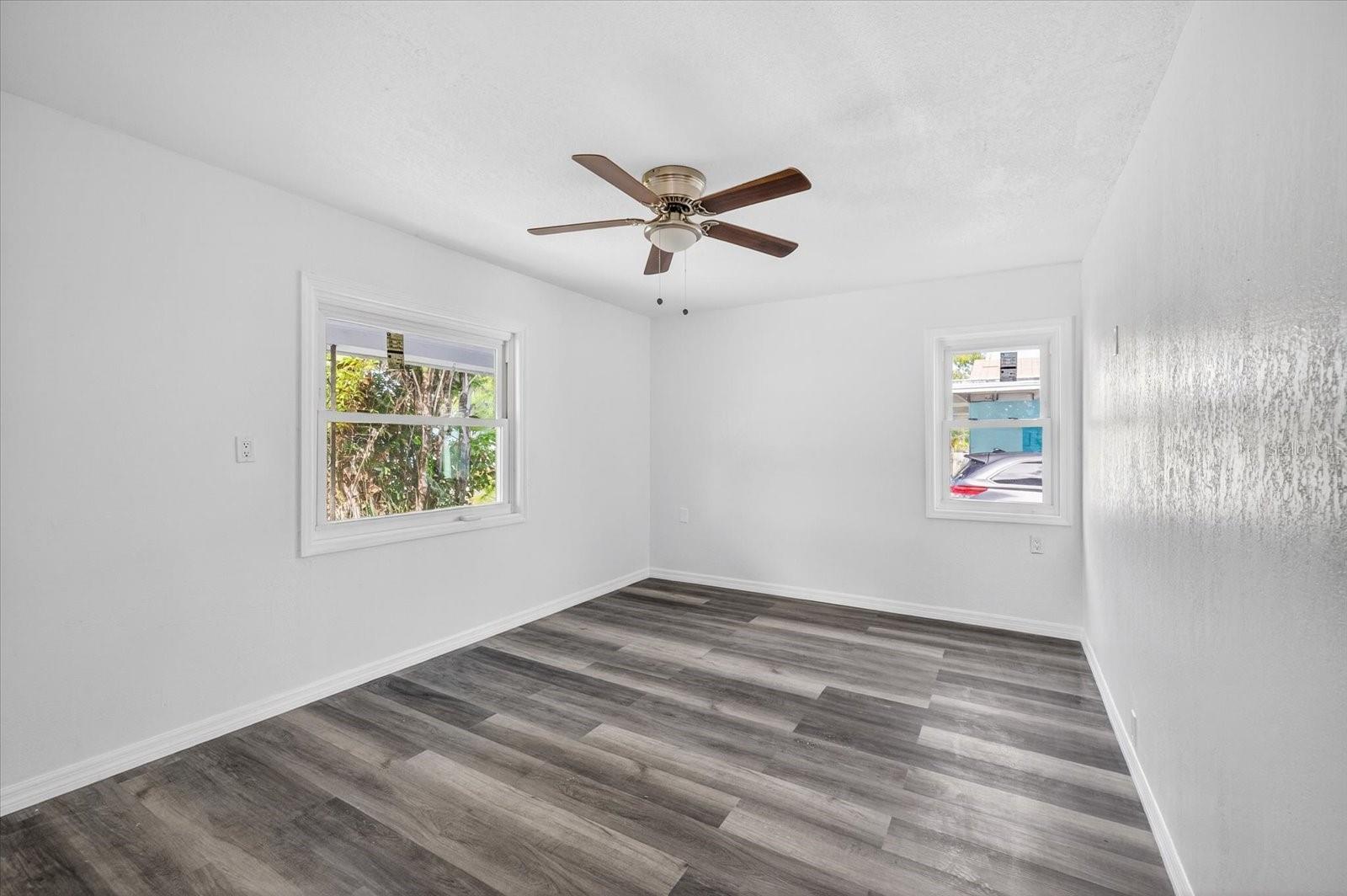 5801 MAGNOLIA ST N, ST PETERSBURG, FL, 33703