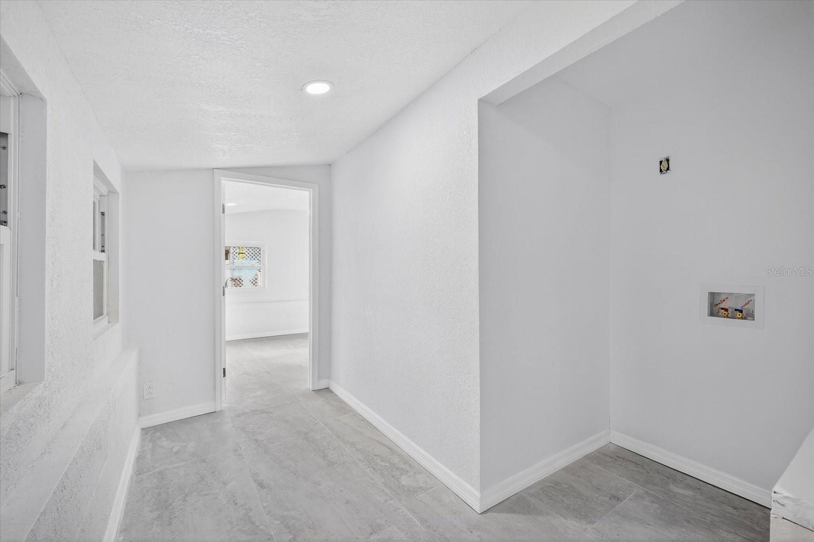 5801 MAGNOLIA ST N, ST PETERSBURG, FL, 33703