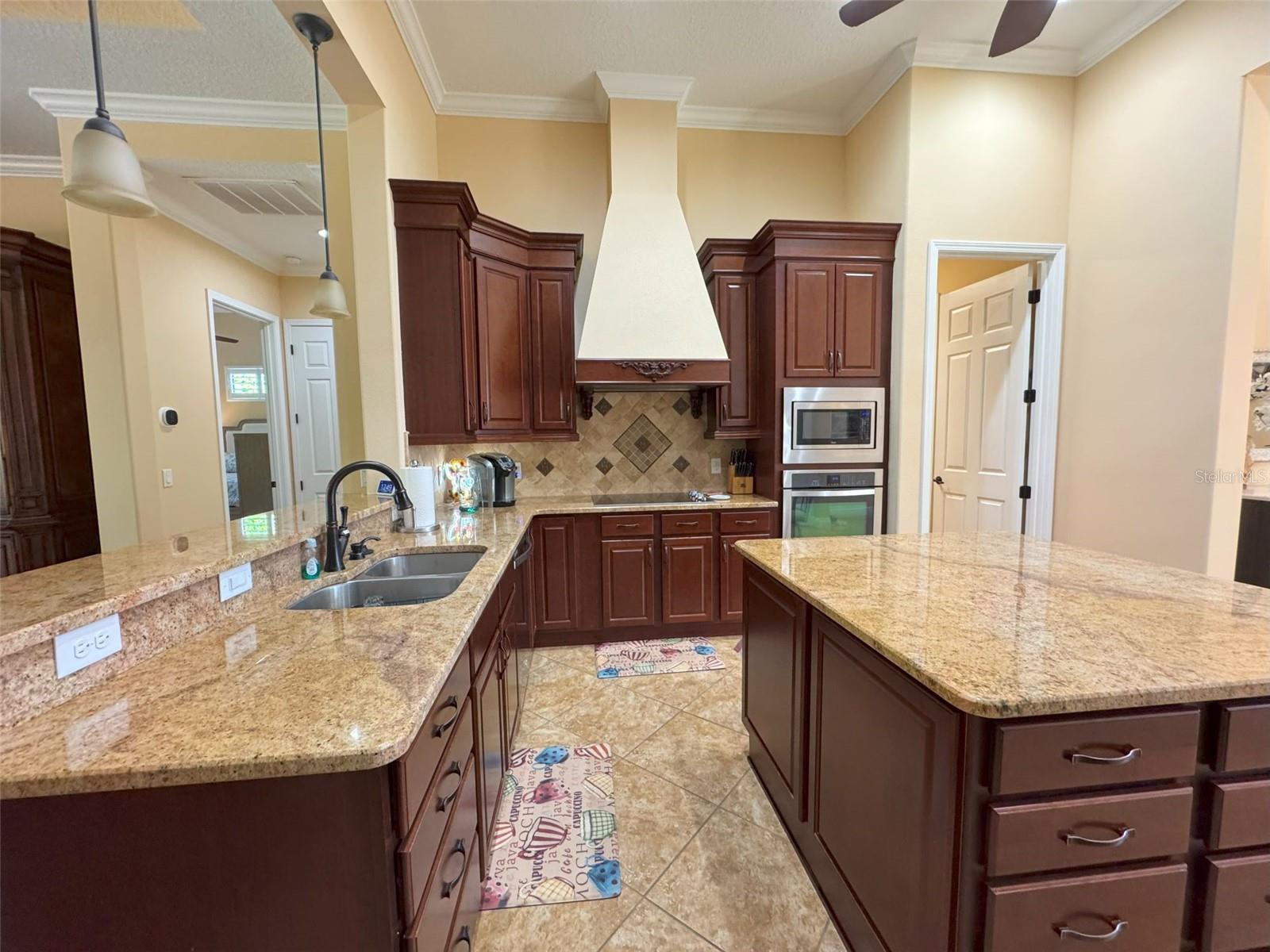 1024 W BEAGLE RUN LOOP, HERNANDO, FL, 34442